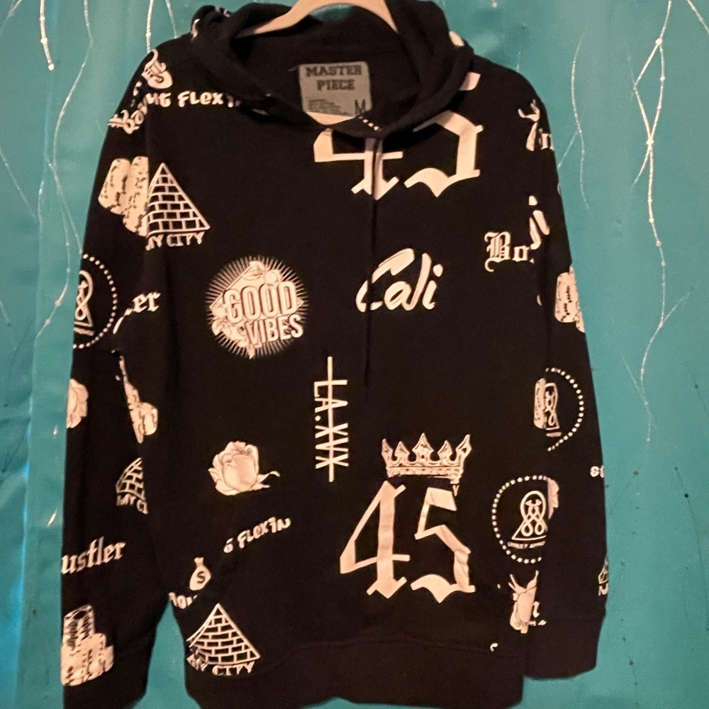 Hoodie sweater